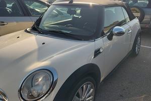 MINI Mini 1.6 16V Cooper D Cabrio