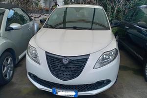 Lancia Ypsilon 1.2 69 CV 5 porte S&S Platinum