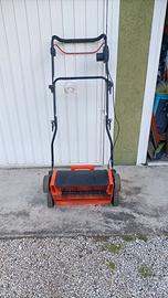 Arieggiatore/scarificatore
