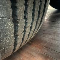 Gomme 385/65 R 22.5