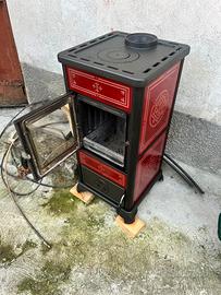Stufa ghisa a legna