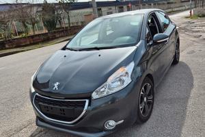 Peugeot 208- Adatto a Neo-Patentati