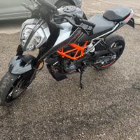 Ktm duke 125