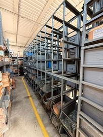 cassette in ferro e alveari portacassette