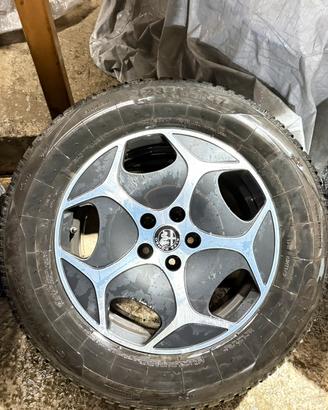 Cerchi con ruote invernali stelvio 17 pollici