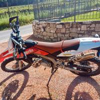 Motocicletta Aprilia RX 50 cc