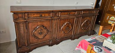 mobili credenza singola e credenza con vetrina