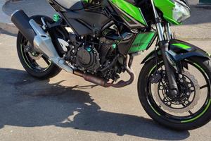 Kawasaki Z400 2023