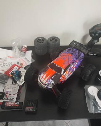 E revo 1 :16 con accessori brushless velineon 