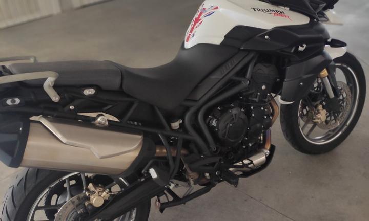 Triumph Tiger 800 - 2012