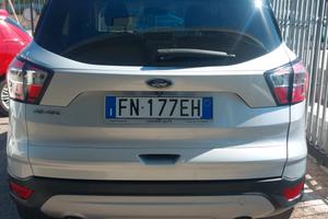 Ford Kuga 1.5 TDCI 120 CV S&S 2WD Titanium