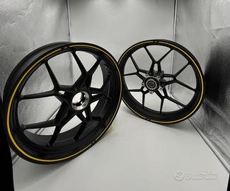 coppia cerchi f3 2012 riga gialla