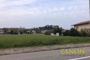 Terreno edificabile - Mossa