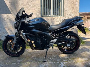 Yamaha FZ6 Black Edition 2005