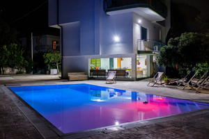 Villa piscina mare paestum vacanze