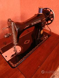 Macchina da cucire SINGER