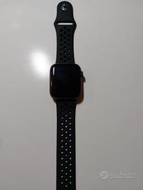 Apple Watch SE 44mm