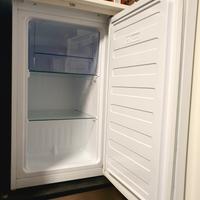 Congelatore verticale BEKO