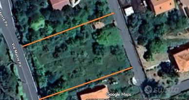 Terreno con casetta