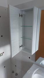 Mobile bagno con specchiera