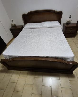 stanza da letto e ingresso
