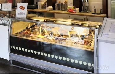 Attrezzatura gelateria vetrina pastorizzatore ecc