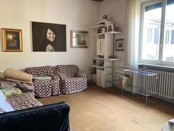 Appartamento di 130 m² con 5 locali a Mantova