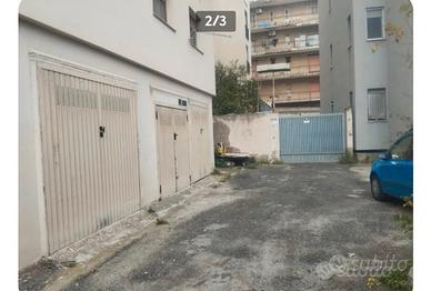 Garage box auto