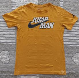 T-shirt Jordan taglia L junior