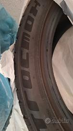 Gomme invernali 225 45 R18