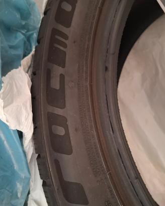 Gomme invernali 225 45 R18