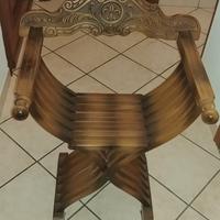Sedia curule ("a forbice")