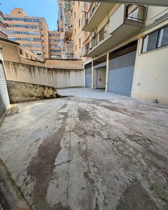 Magazzino/Garage Palermo Via delle Alpi