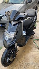 Ricambi aprilia sr motard/piaggio new typhoon