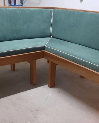 Panca angolare in legno