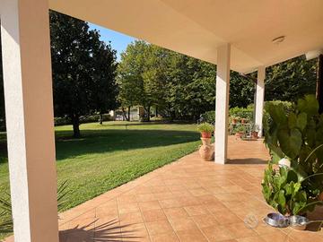 Prestigiosa Villa Singola con parco privato -Solfe