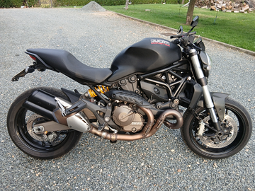 Ducati monster 821 2014