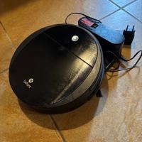 Robot aspirapolvere pari al nuovo