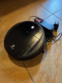Robot aspirapolvere pari al nuovo