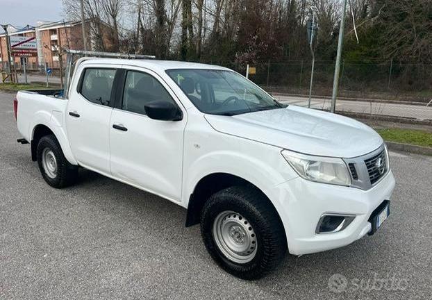 Pick up nissan navara doppia cabina anno 2017