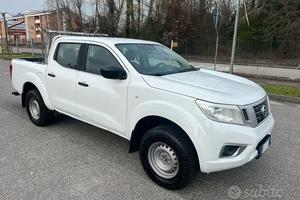 Pick up nissan navara doppia cabina anno 2017