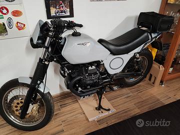 MOTO GUZZI 750