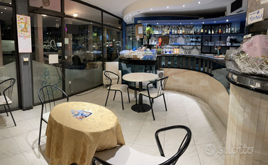 Locale commerciale adibito a bar Piancogno Brescia