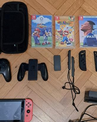 Nintendo swittch con giochi e accessori