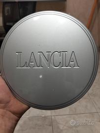 borchie lancia Thema lx