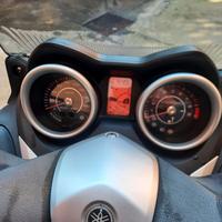 Yamaha XMax 250
