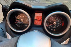 Yamaha XMax 250