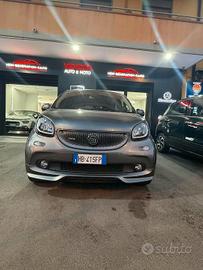 Smart ForFour 90 0.9 Turbo twinamic JBL brabus