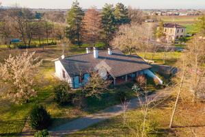 VILLA SINGOLA A FORLÌ