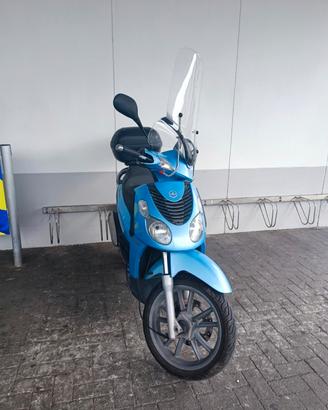 Piaggio carnaby 200 